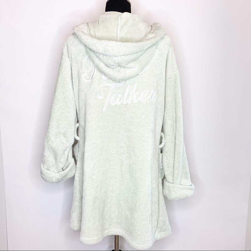 Wildfox light sage green Pillow Talker embroidered hooded robe size Large - Picture 3 of 13